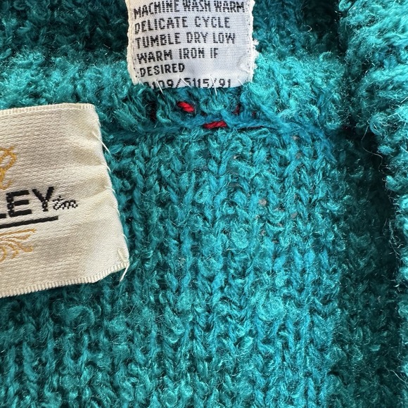 Vintage Bentley Cardigan Womens Size Medium Green Knit Sweater Shoulder Pads - Picture 5 of 8